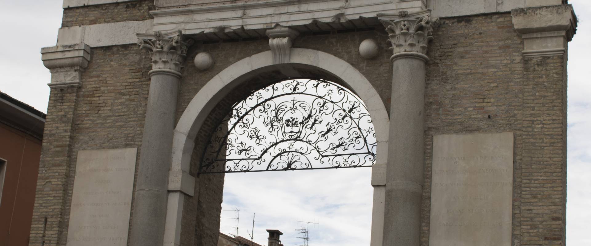 Ravenna Porta nuova photo by 0mente0